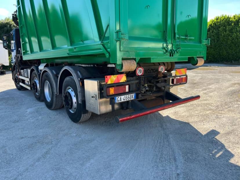 IVECO STRALIS 260.450 SCARRABILE CON GRU A Z DIETRO CABINA — foto 9 di 10