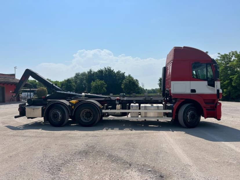IVECO AT260SY USATO SCARRABILE PNEUMATICO POSTERIORE — foto 5 di 10