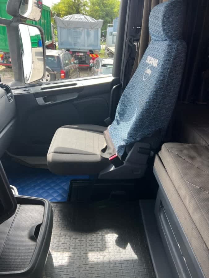 SCANIA 440 USATO TRATTORE CON RALLA — foto 8 di 10