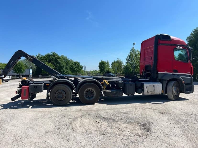 MERCEDES ACTROS 25.51 SCARRABILE PNEUMATICO POSTERIORE 6X2 — foto 5 di 10