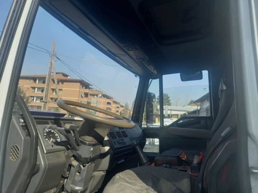 Iveco 130E24N 2002 — foto 4 di 7