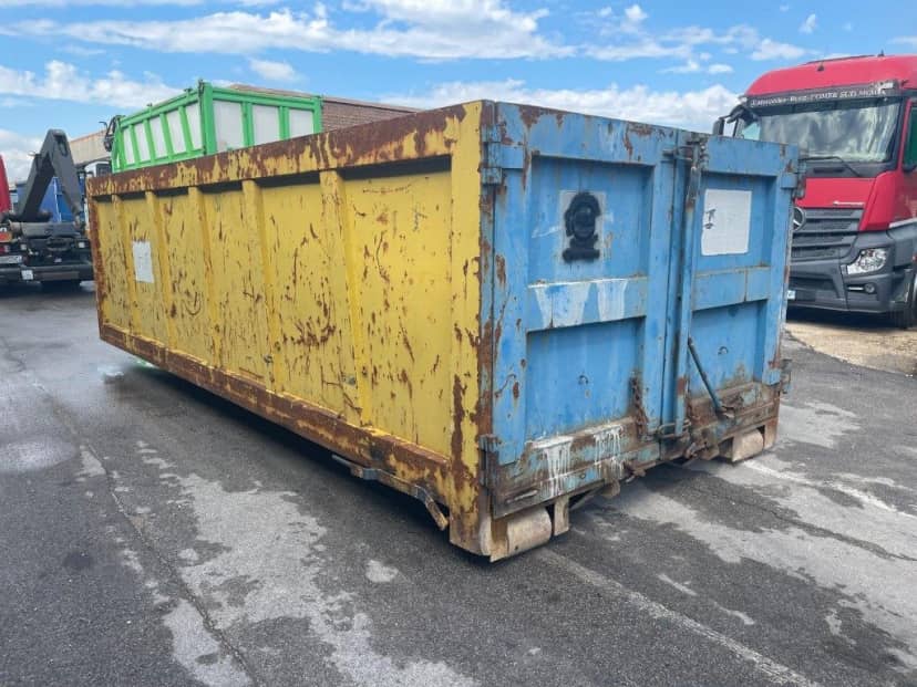 CONTAINER SCARRABILE USATO A CIELO APERTO PER INGOMBRANTI · 6,2 m · 23 m³ · Rif. 26-U-112 — foto 2 di 6