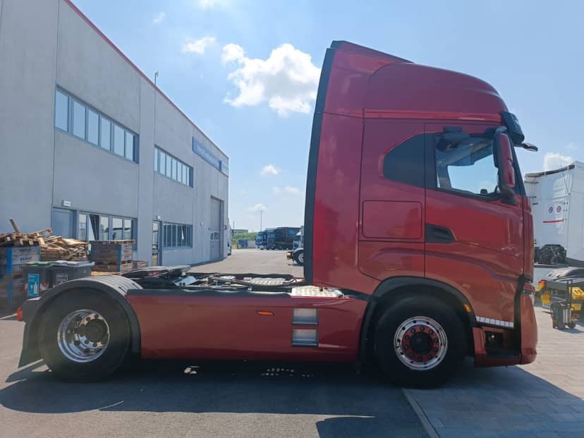 Iveco SWAY 510 — foto 5 di 20