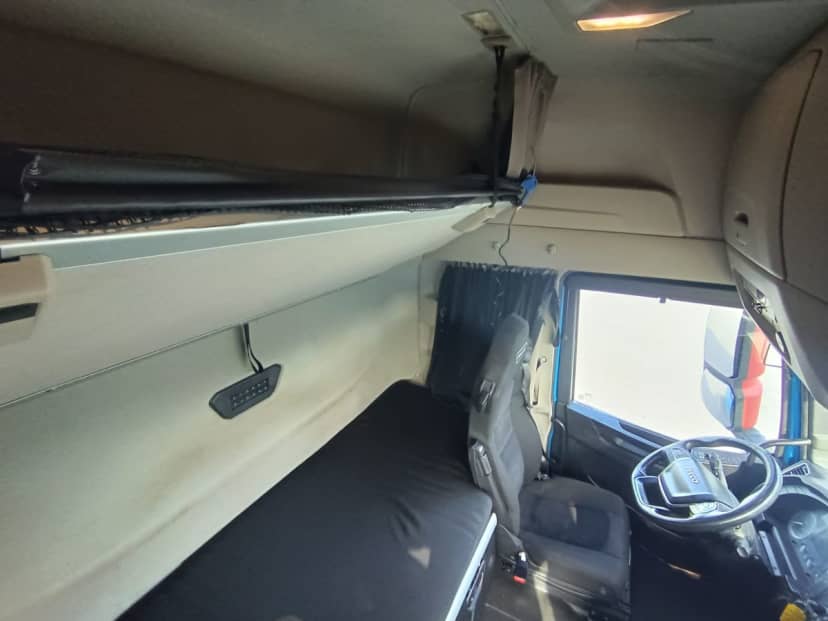 Iveco SWAY 510 — foto 13 di 19