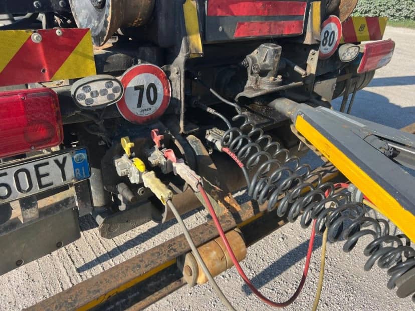 MAN TGA 35.440 USATO SCARRABILE CON GRU RETROCABINA E POLIPO 6 PALE — foto 12 di 13