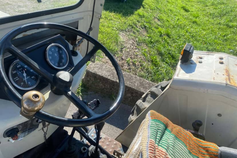 Trattore agricolo Lamborghini — foto 7 di 7