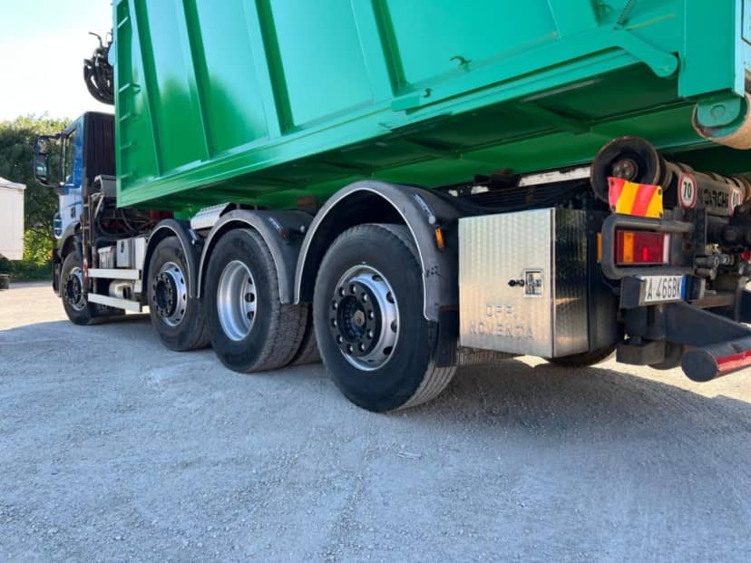 IVECO STRALIS 260.450 SCARRABILE CON GRU A Z DIETRO CABINA — foto 10 di 14