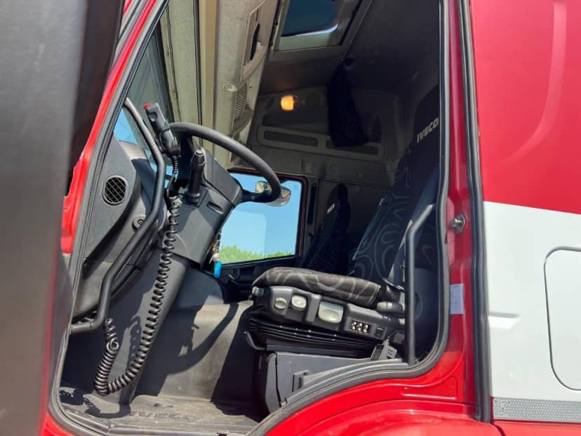 IVECO AT260SY USATO SCARRABILE PNEUMATICO POSTERIORE — foto 11 di 12