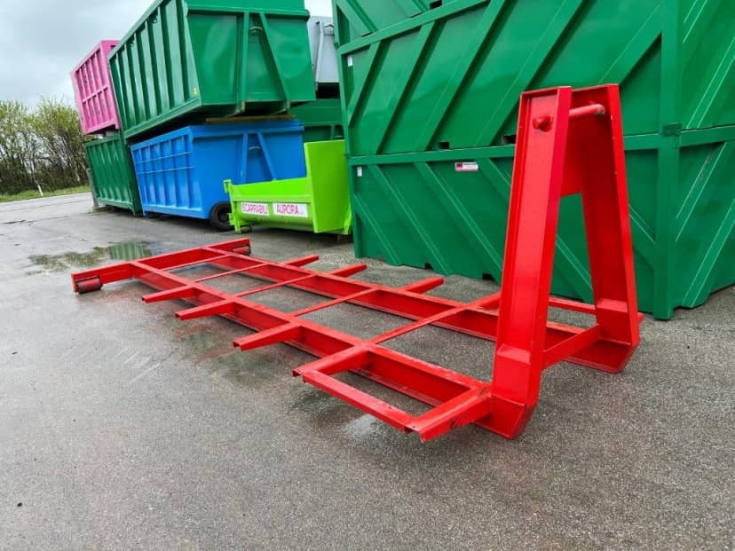 CULLA SCARRABILE NUOVA CON TRAVI DA 200 MM CON MENSOLE LATERALI DI SUPPORTO · 6 m · Rif. 25-N-27 — foto 4 di 4