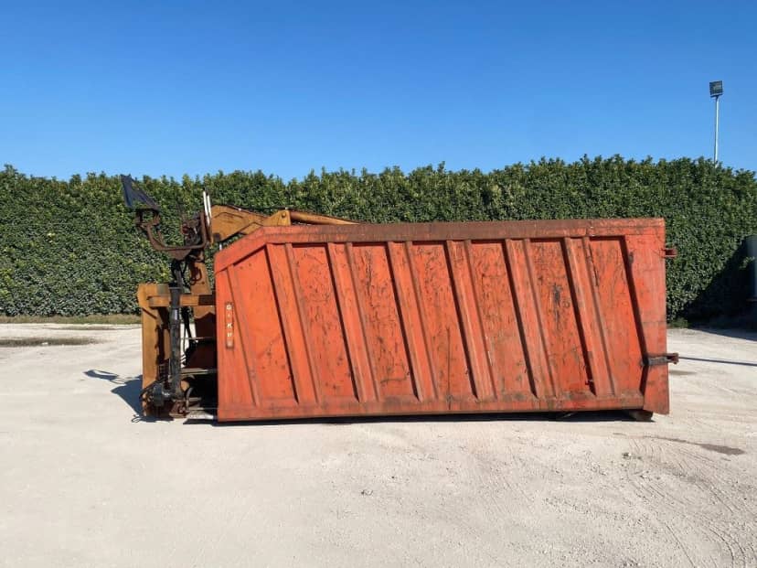CONTAINER SCARRABILE USATO A CIELO APERTO PER INGOMBRANTI CON · 6,13 m · 23 m³ · Rif. 23-U-26 — foto 4 di 9