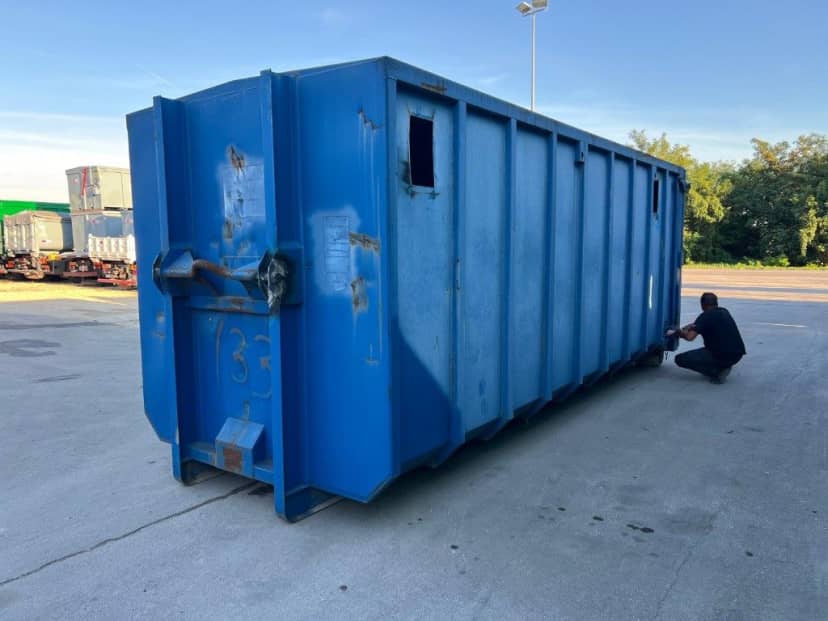 CONTAINER SCARRABILE USATO CON TETTO FISSO PER SEGATURA · 6,3 m · 38 m³ · Rif. 26-U-115 — foto 4 di 7
