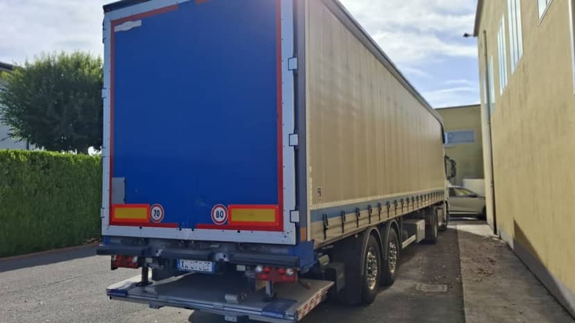 Semirimorchio Bartoletti metri 12 centinato con sponda idraulica — foto 5 di 10