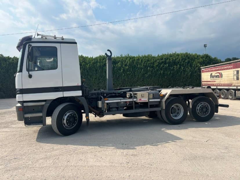 MERCEDES 1840 USATO SCARRABILE MACCHINA OPERATRICE 3 ASSI — foto 3 di 10