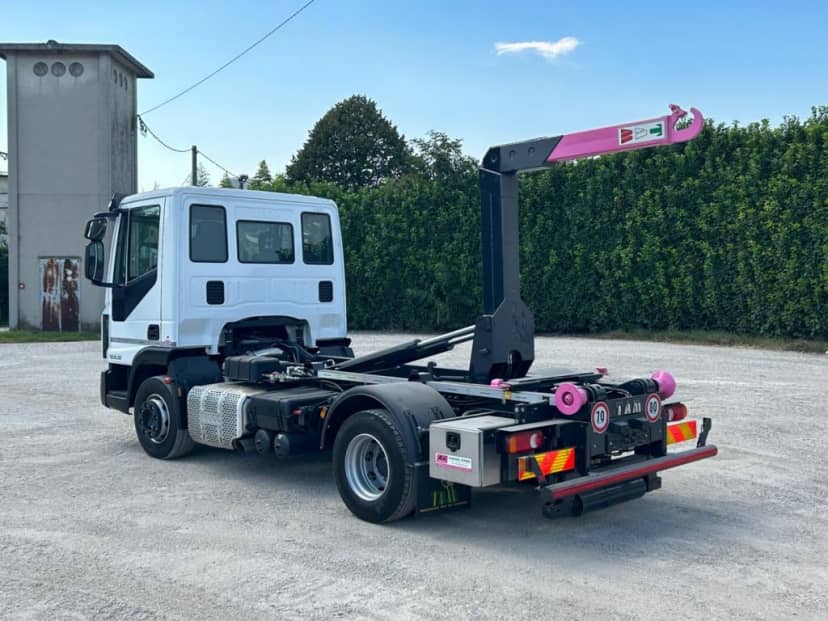 IVECO 120EL22 CON SCARRABILE NUOVO BALESTRATO ANTERIORE E PNEUMATICO POSTERIORE — foto 3 di 11