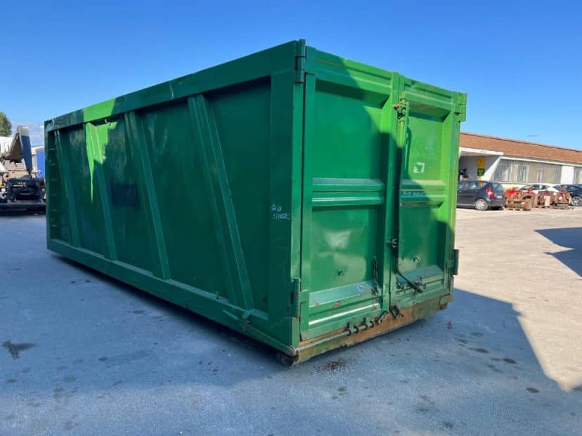 CONTAINER SCARRABILE USATO A CIELO APERTO PER INGOMBRANTI CON · 6,4 m · 33 m³ · Rif. 25-U-138 — foto 4 di 8