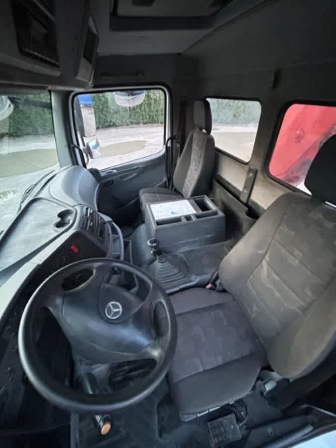 MERCEDES AXOR 2533 SCARRABILE CON GRU MARCHESI E POLIPO — foto 9 di 11