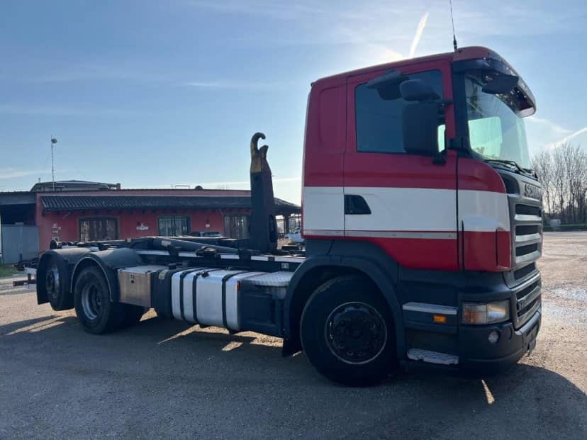SCANIA CV 440 SCARRABILE BALESTARTO ANTERIORE E PNEUMATICO POSTERIORE 6X2 — foto 3 di 8