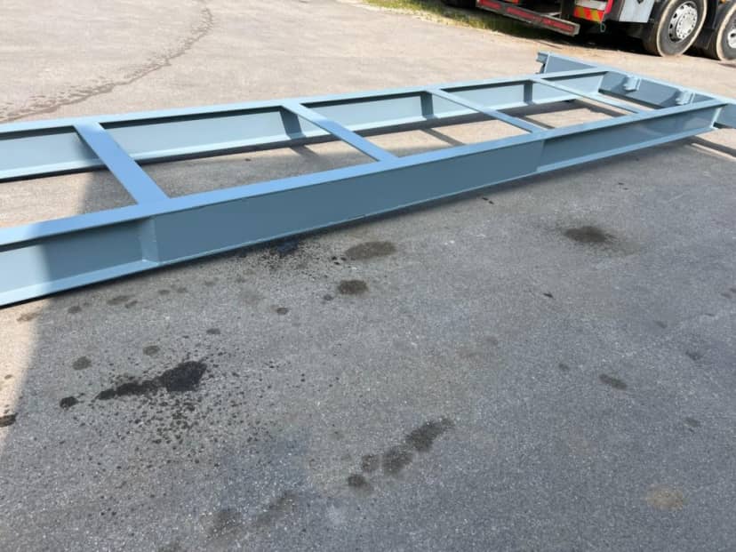 CULLA SCARRABILE NUOVA TWIST LOCK PER CASSONI MARITTIMI · 6 m · Rif. 23-N-55 — foto 8 di 10