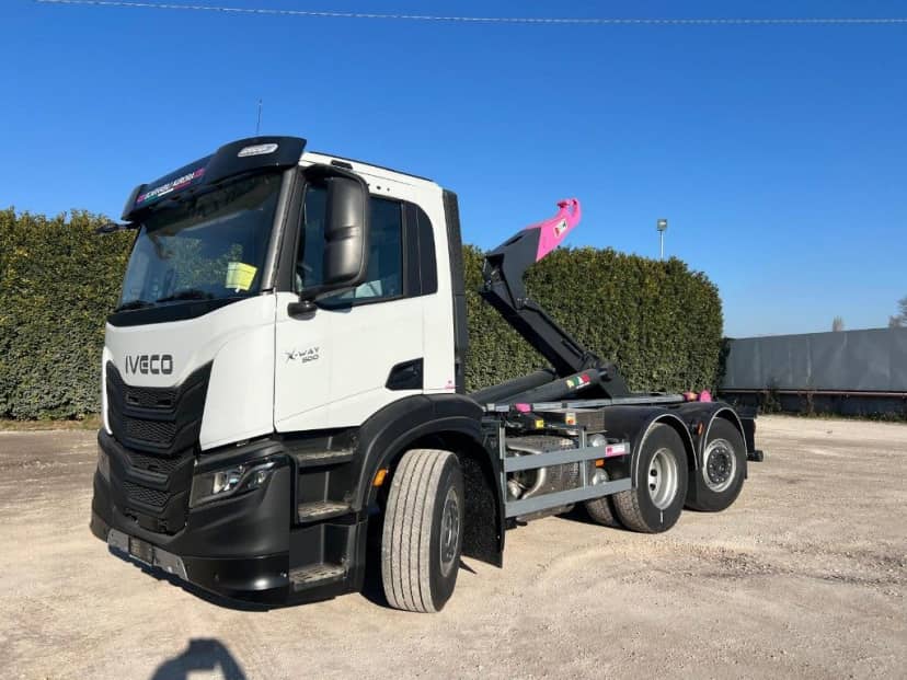 IVECO X-WAY AD280X500 NUOVO SCARRABILE 6X2