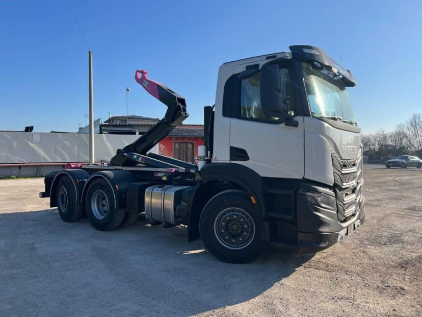 IVECO X-WAY AD280X500 NUOVO SCARRABILE 6X2 — foto 6 di 12