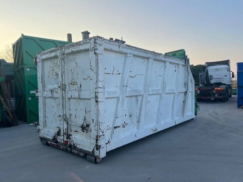 CONTAINER SCARRABILE USATO CON TETTO IDRAULICO PER INGOMBRANTI · 6,3 m · 34 m³ · Rif. 26-U-27 — foto 3 di 4