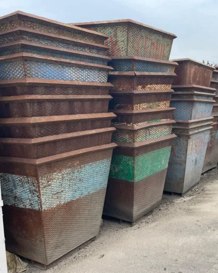 VASCHETTA USATA IN FERRO CON FODERI PER MULETTO · 3 m · Rif. 22-ATT-11 — foto 2 di 3