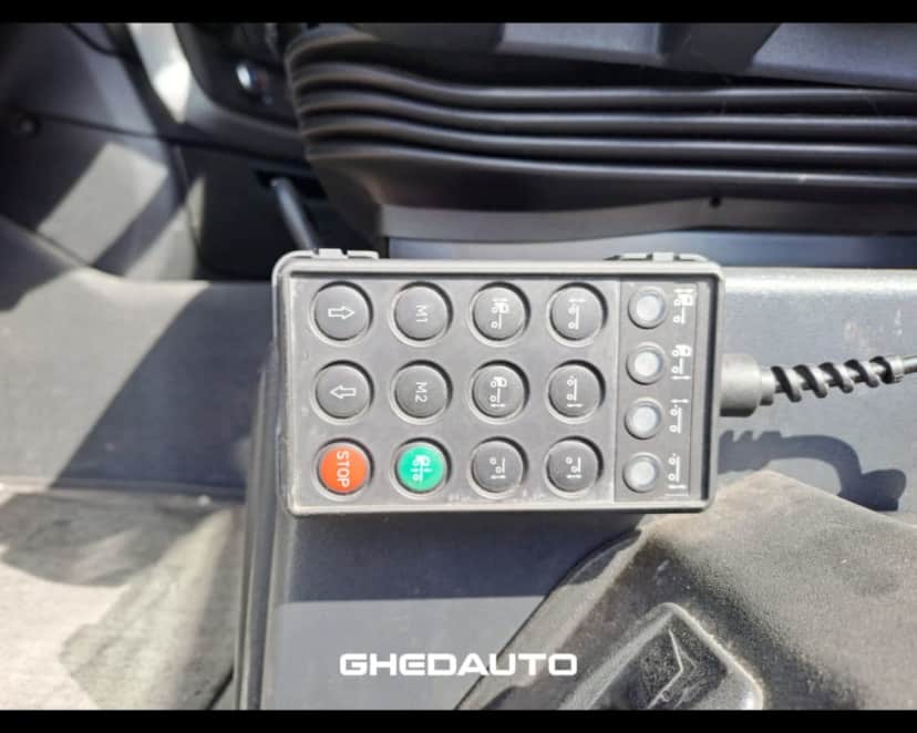TRATTORE STRADALE IVECO STRALIS 460 LNG METANO — foto 12 di 21