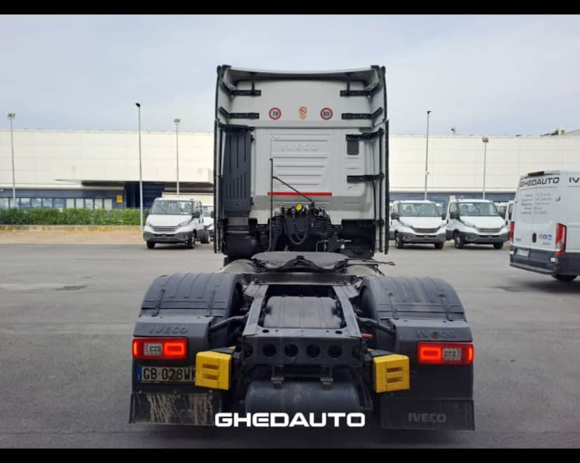 IVECO TRATTORE STRADALE S - WAY 460 LNG METANO — foto 3 di 20