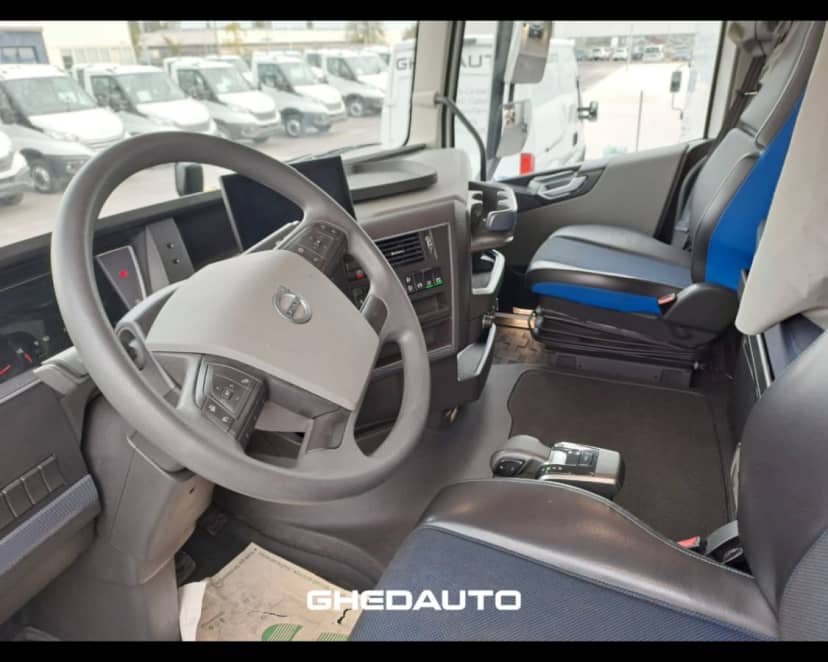 VOLVO FH13 500 I - SAVE IN ADR — foto 10 di 23