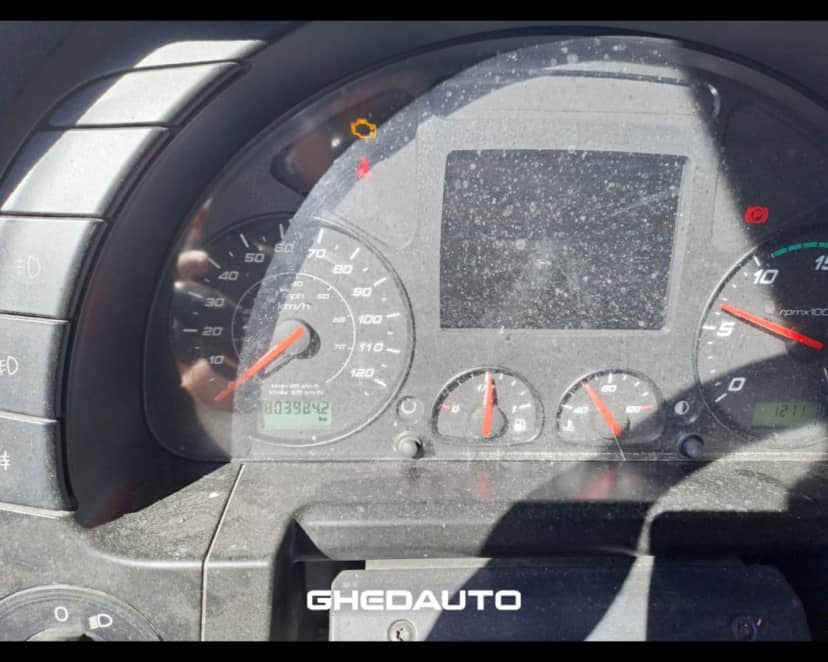 TRATTORE STRADALE IVECO STRALIS 460 A METANO — foto 8 di 19
