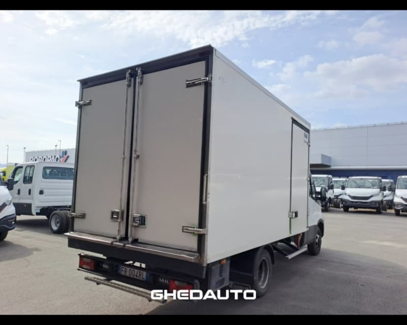 IVECO DAILY 35C12 BOX ISOTERMICO CON GRUPPO FRIGORIFERO — foto 3 di 17