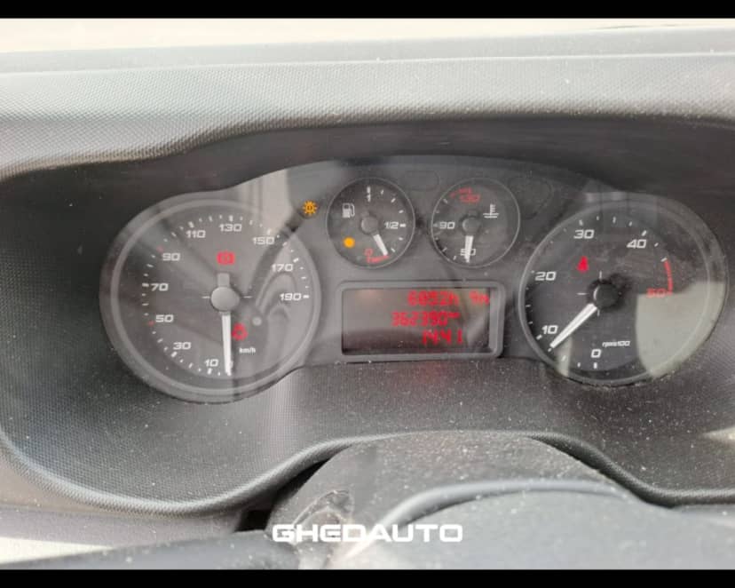 IVECO DAILY 35C12 BOX ISOTERMICO CON GRUPPO FRIGORIFERO — foto 12 di 17