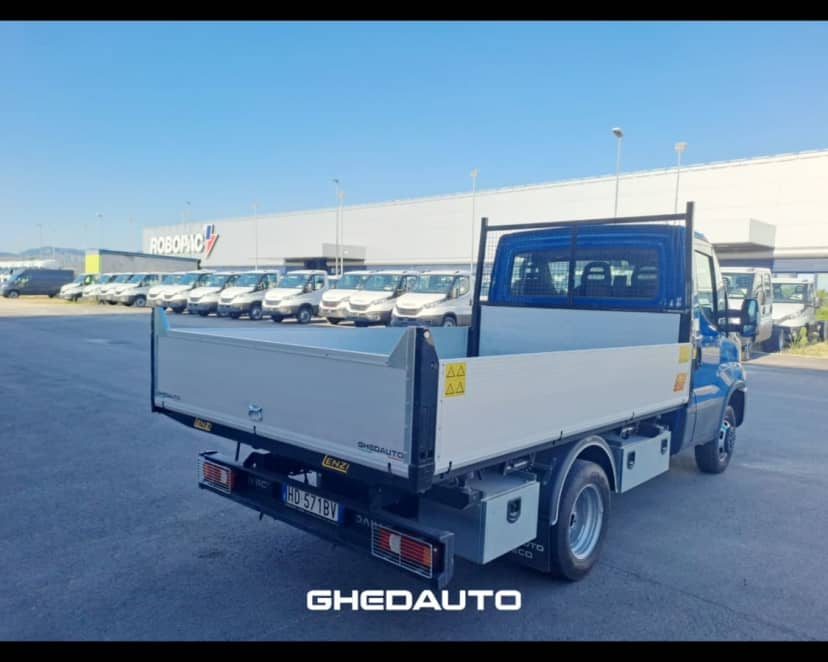 IVECO DAILY 35C18 3.0 CASSONE RIBALTABILE — foto 4 di 19