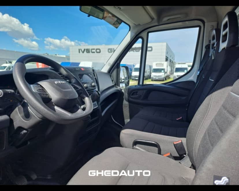 IVECO DAILY 35C14 2.3 BOX IN LEGA RIGIDO — foto 9 di 18