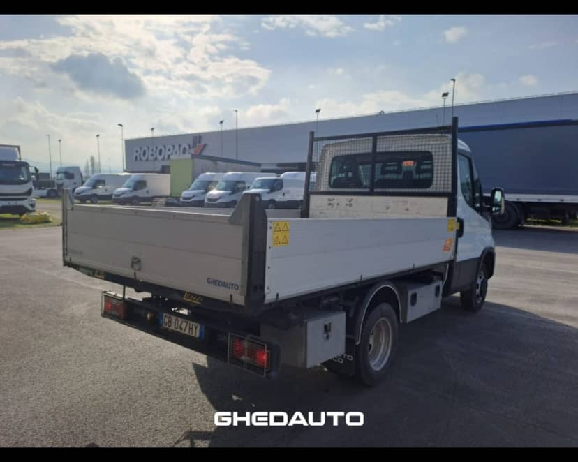 IVECO DAILY 35C14 2.3 CON CASSONE RIBALTABILE TRILATERALE — foto 3 di 18