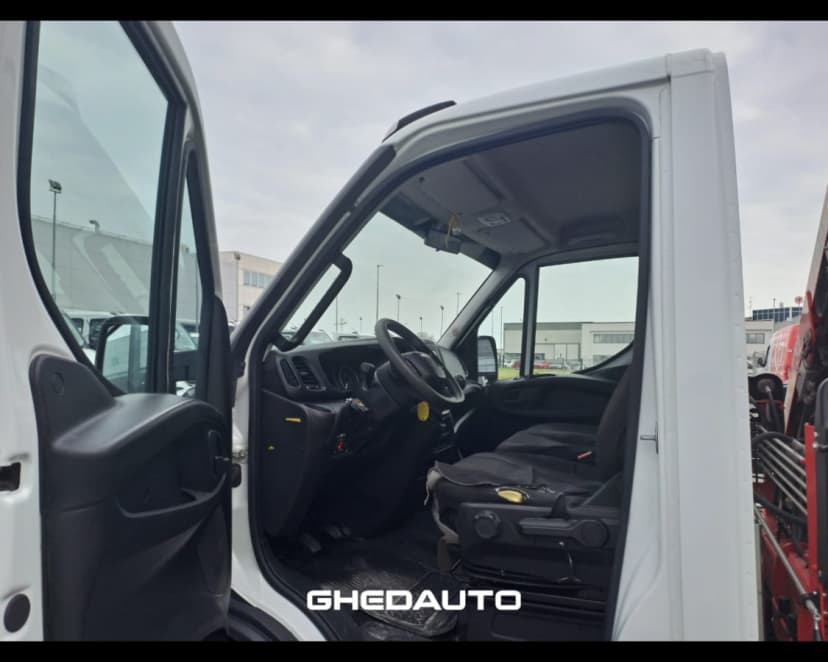 IVECO DAILY 35C16 3.0 CASSONE RIBALTABILE CON GRU — foto 12 di 17