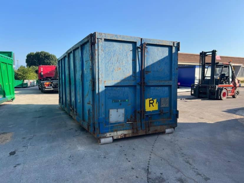 CONTAINER SCARRABILE USATO A CIELO APERTO PER INGOMBRANTI · 6,25 m · 34 m³ · Rif. 26-U-99 — foto 3 di 15