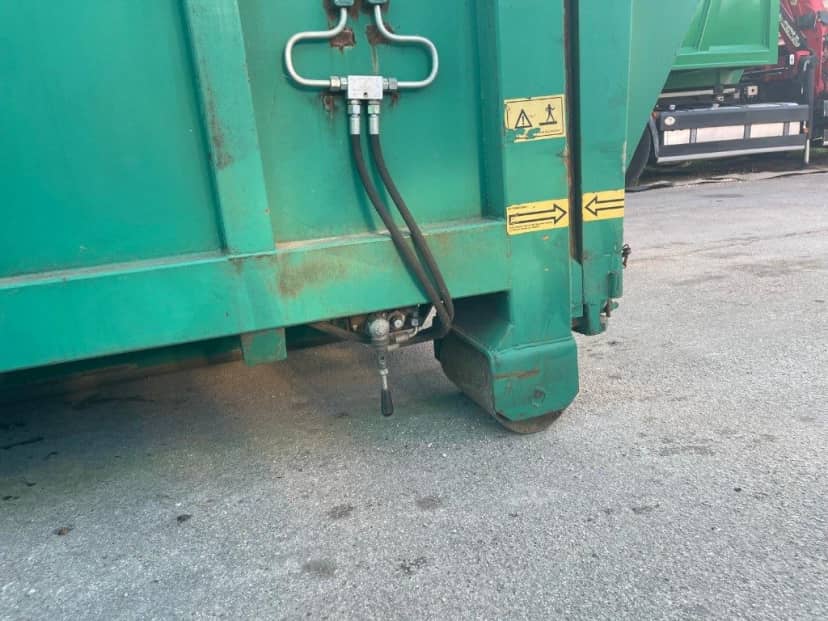 COMPATTATORE USATO SCARRABILE A CASSETTO · 6,5 m · 33 m³ · Rif. 26-U-96 — foto 5 di 7