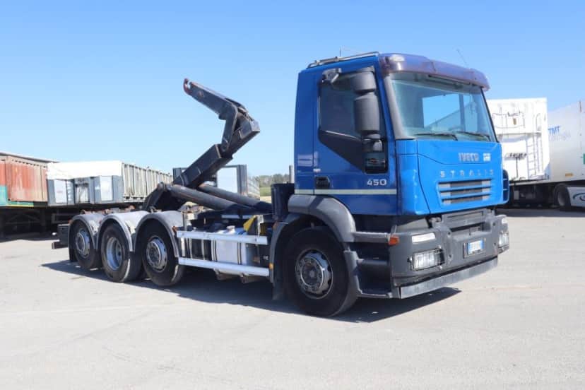 MOTRICE 4 ASSI SCARRABILE CON GANCIO LEM 30 TON IN ADR TOTALE — foto 6 di 17