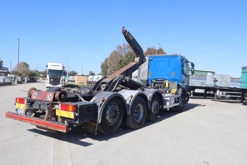 MOTRICE 4 ASSI SCARRABILE CON GANCIO LEM 30 TON IN ADR TOTALE — foto 15 di 17