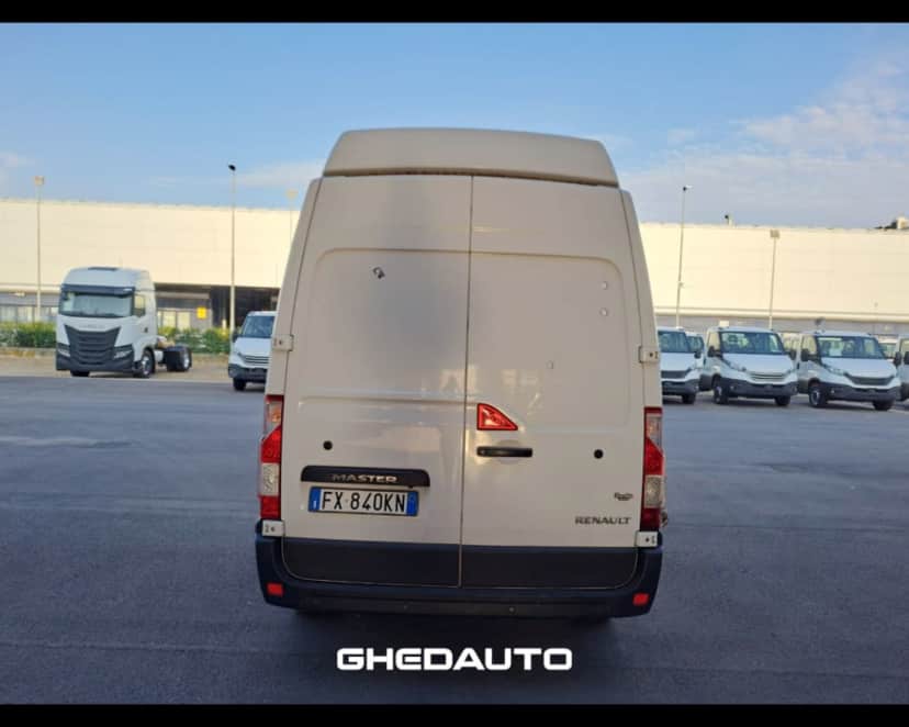 RENAULT MASTER FURGONE — foto 4 di 18