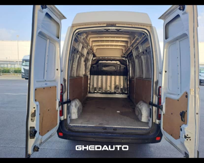 RENAULT MASTER FURGONE — foto 5 di 18