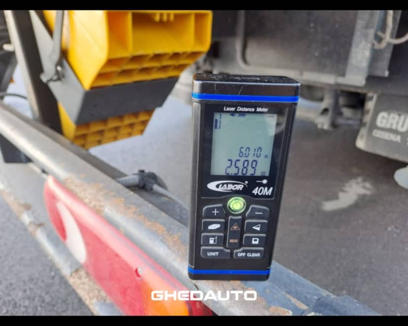 IVECO EUROCARGO 180E28 CON GRU PM E CASSONE FISSO — foto 6 di 19