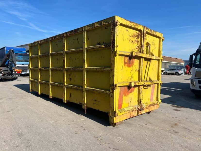 CONTAINER SCARRABILE USATO A CIELO APERTO PER INGOMBRANTI · 6,6 m · 37 m³ · Rif. 26-U-123 — foto 3 di 9