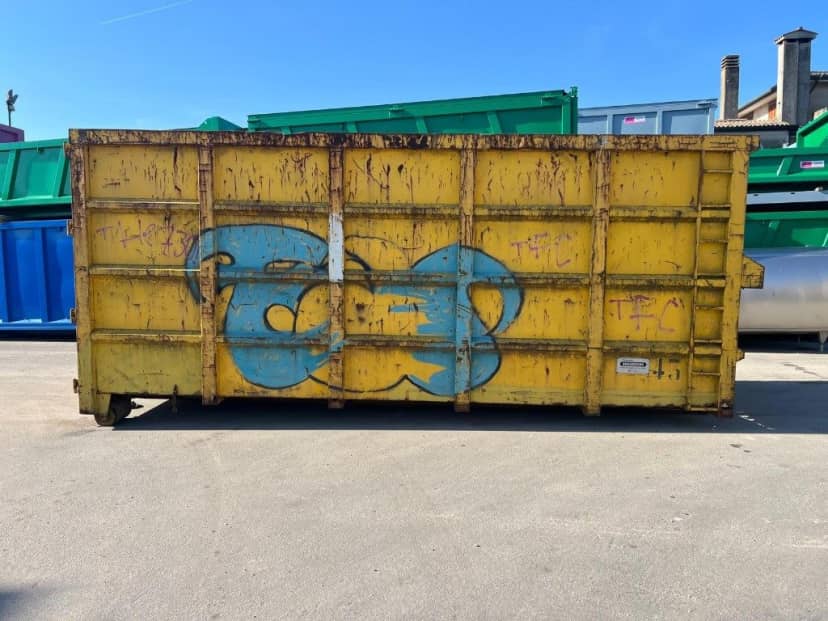 CONTAINER SCARRABILE USATO A CIELO APERTO PER INGOMBRANTI · 6,6 m · 37 m³ · Rif. 26-U-122 — foto 2 di 7