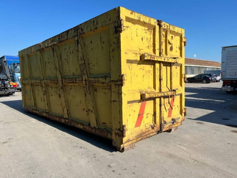 CONTAINER SCARRABILE USATO A CIELO APERTO PER INGOMBRANTI · 6,6 m · 37 m³ · Rif. 26-U-118 — foto 3 di 6