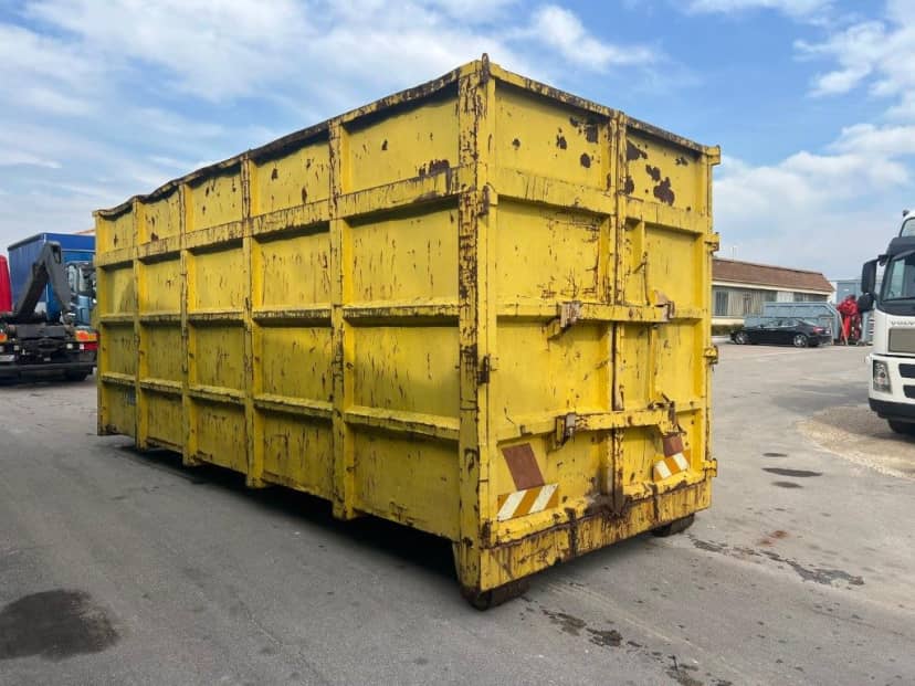 CONTAINER SCARRABILE USATO A CIELO APERTO PER INGOMBRANTI · 6,6 m · 37 m³ · Rif. 26-U-121 — foto 5 di 7