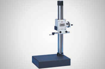 Mahr Digimar 814 G height gage on granite plate