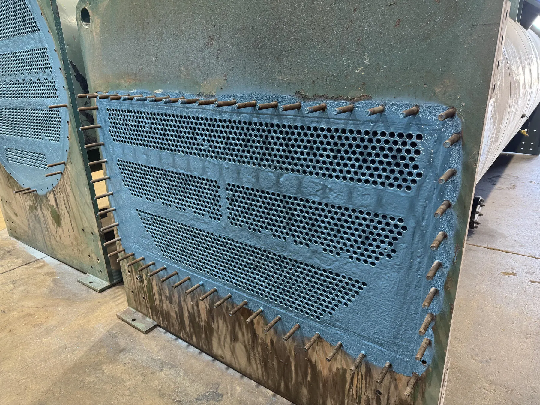 Completed rectangular tubesheet coating