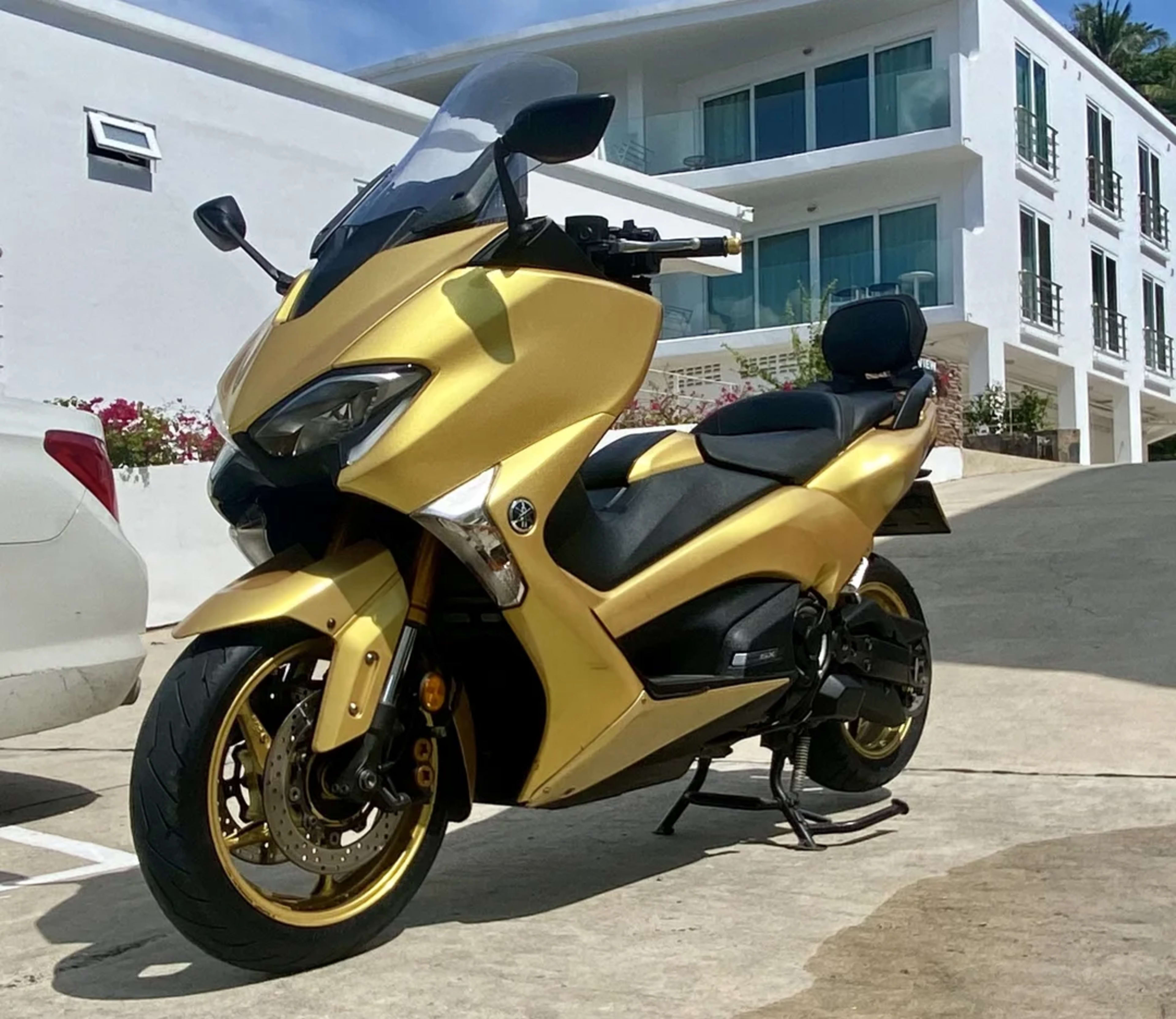 Yamaha TMAX Tech Max